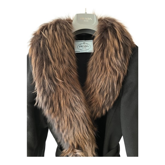 Prada Black Wool Wrap Coat with Fox Collar Size 46 (US Size 10) - Picture 4 of 16